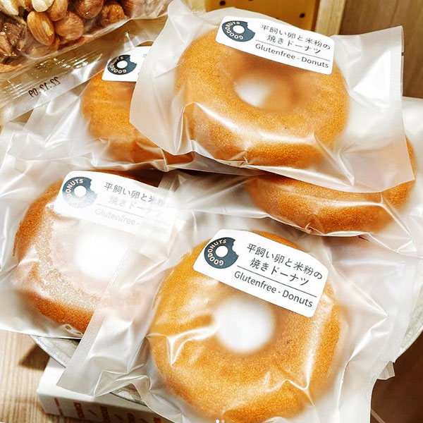 【ギフト】あけぼの会　平飼い卵と米粉の焼きドーナツ9個セット